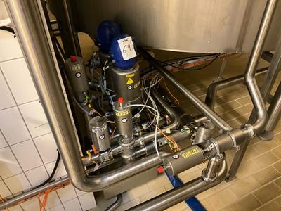 Översiktsbild av Alfa laval pneumatic valve and pump setup